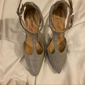 Pointy toe heels